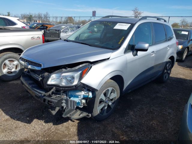 Photo 1 VIN: JF2SJAEC1JH402290 - SUBARU FORESTER 