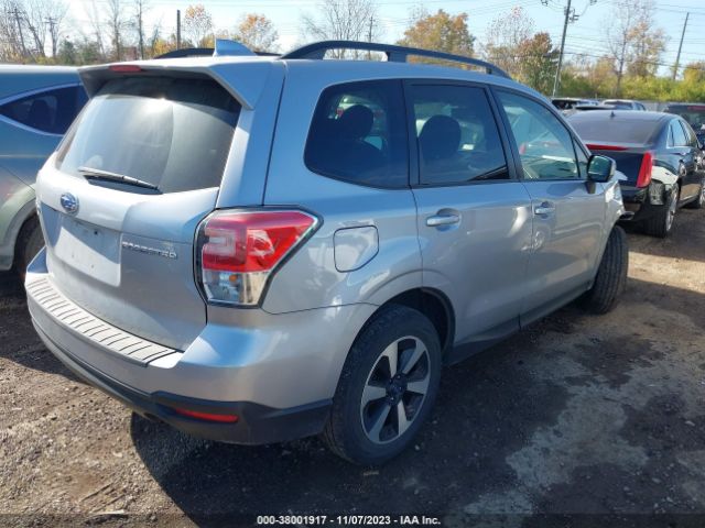 Photo 3 VIN: JF2SJAEC1JH402290 - SUBARU FORESTER 