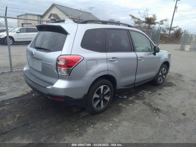 Photo 3 VIN: JF2SJAEC1JH454079 - SUBARU FORESTER 