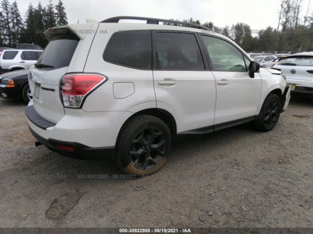 Photo 3 VIN: JF2SJAEC1JH467530 - SUBARU FORESTER 