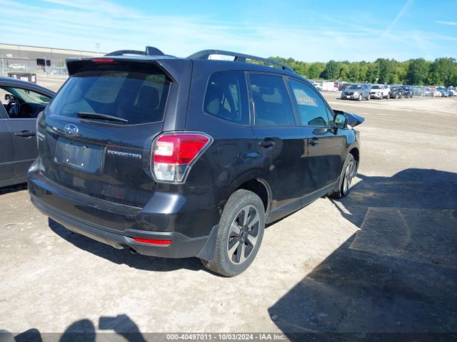 Photo 3 VIN: JF2SJAEC1JH587764 - SUBARU FORESTER 