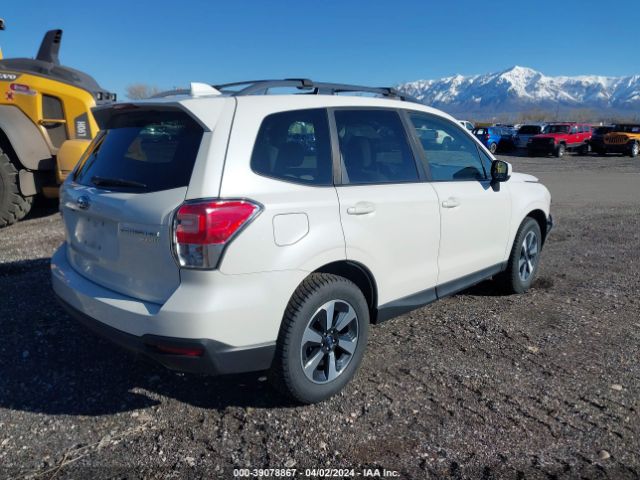 Photo 3 VIN: JF2SJAEC2HH420033 - SUBARU FORESTER 