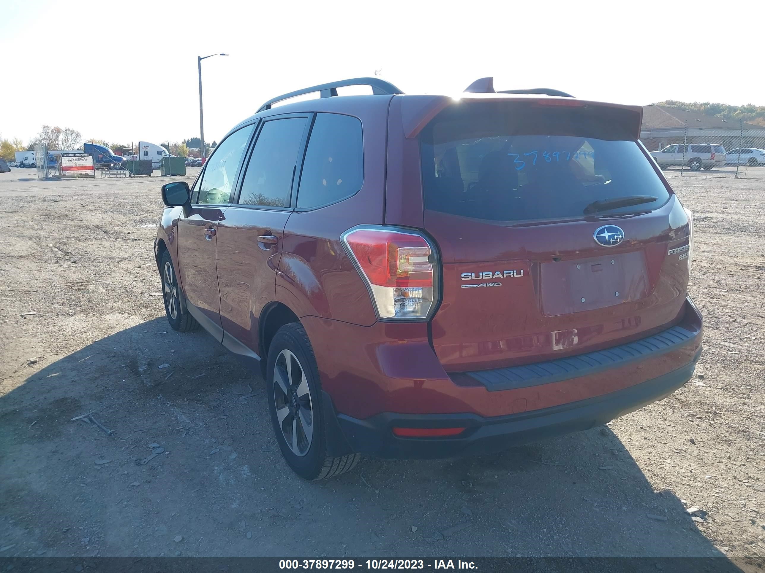 Photo 2 VIN: JF2SJAEC3HH461710 - SUBARU FORESTER 