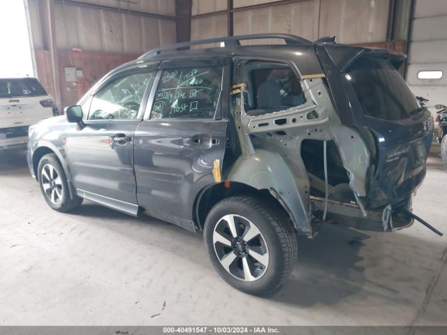 Photo 2 VIN: JF2SJAEC3JH593498 - SUBARU FORESTER 