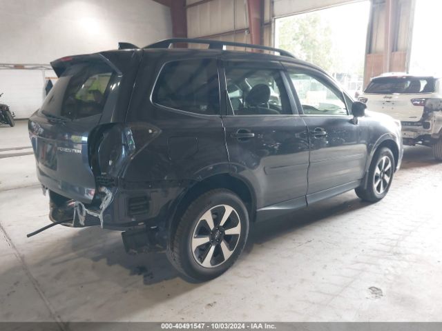 Photo 3 VIN: JF2SJAEC3JH593498 - SUBARU FORESTER 