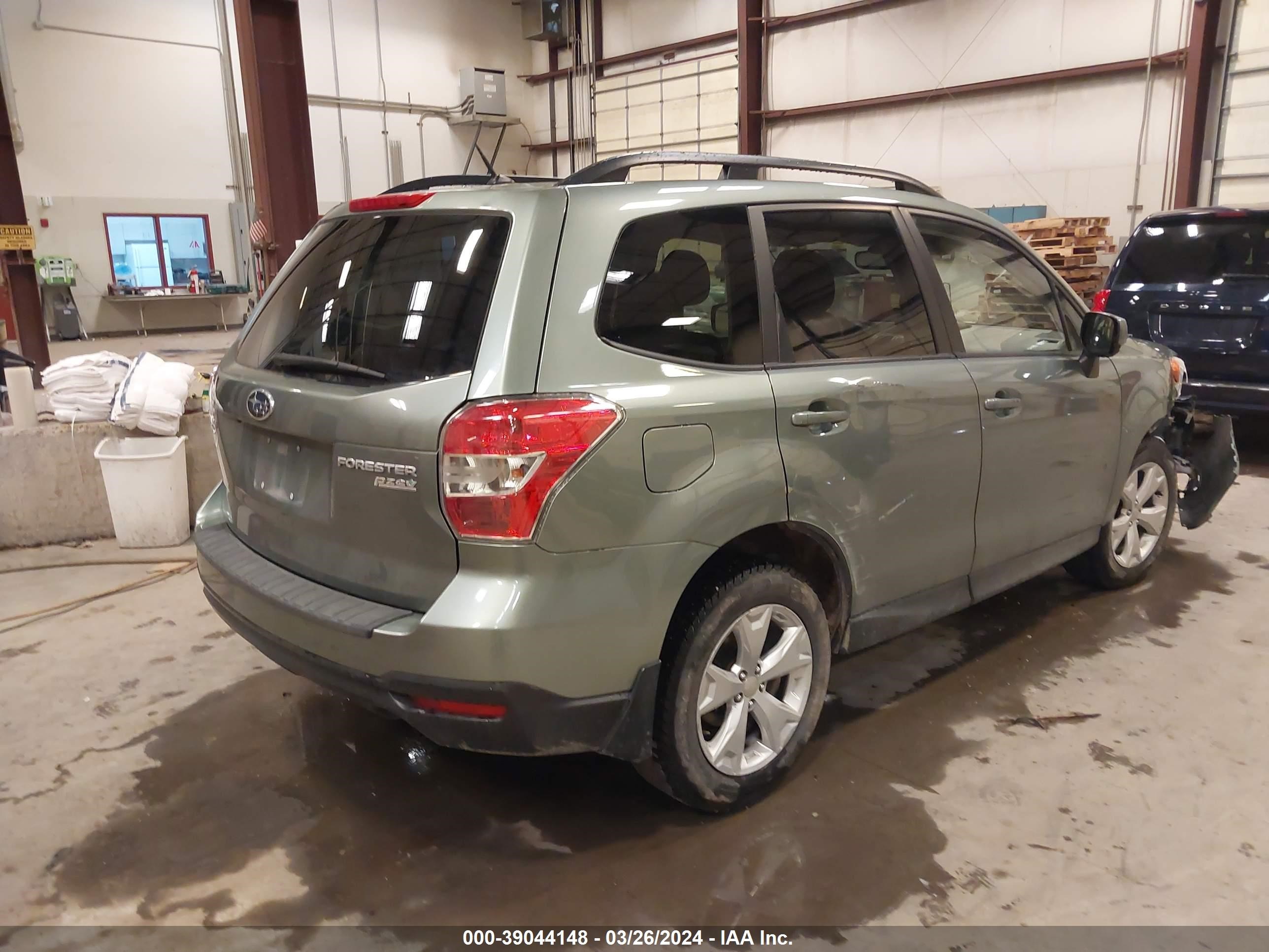 Photo 4 VIN: JF2SJAEC4EH496204 - SUBARU FORESTER 