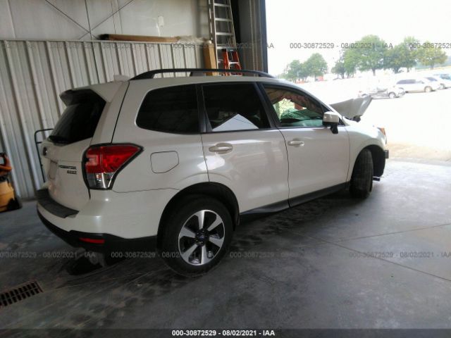 Photo 3 VIN: JF2SJAEC4HH561704 - SUBARU FORESTER 