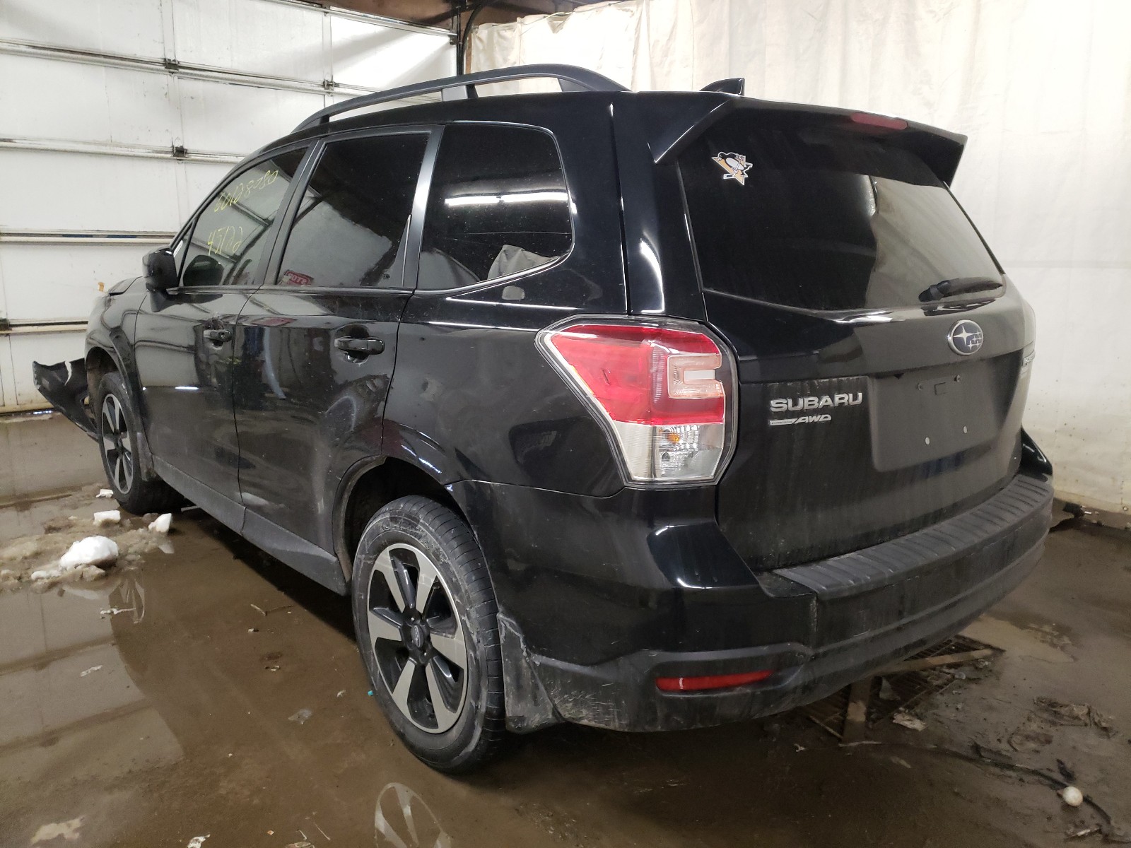 Photo 2 VIN: JF2SJAEC4JH573454 - SUBARU FORESTER 2 