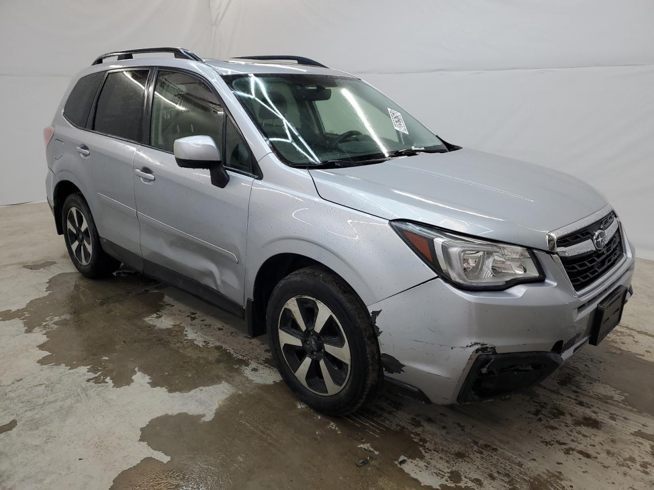 Photo 3 VIN: JF2SJAEC5HH436517 - SUBARU FORESTER 