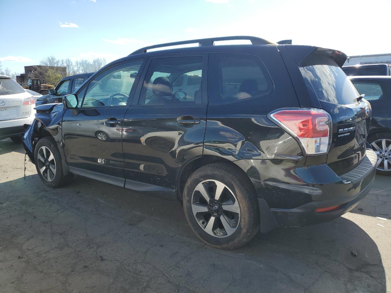 Photo 1 VIN: JF2SJAEC5HH488407 - SUBARU FORESTER 