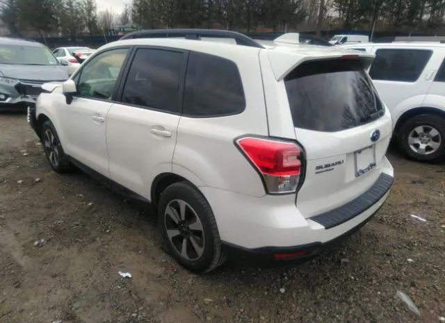 Photo 2 VIN: JF2SJAEC7HH445056 - SUBARU FORESTER 