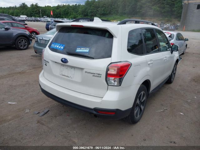 Photo 3 VIN: JF2SJAEC7HH806074 - SUBARU FORESTER 