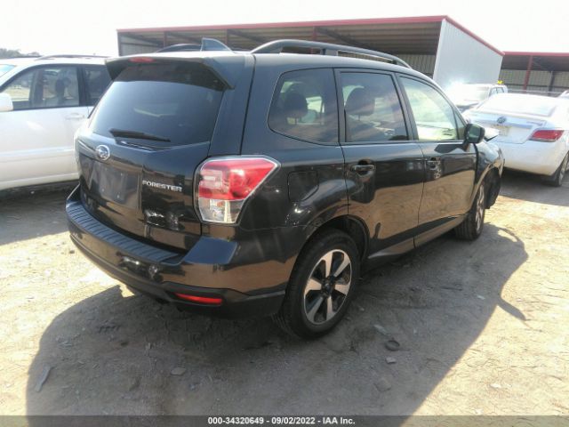 Photo 3 VIN: JF2SJAEC7JG552295 - SUBARU FORESTER 