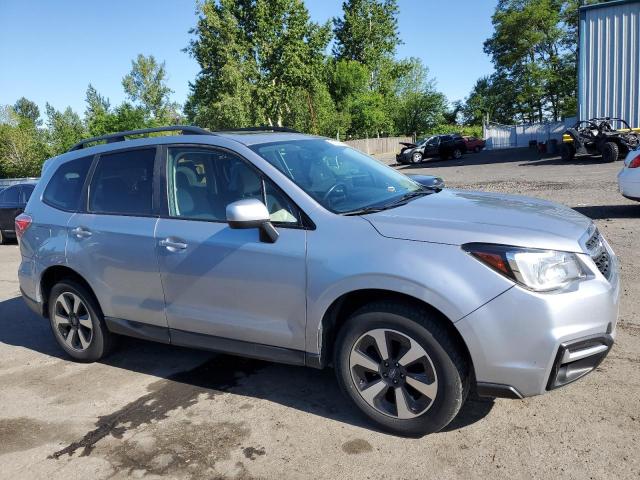 Photo 3 VIN: JF2SJAEC8HH482858 - SUBARU FORESTER 