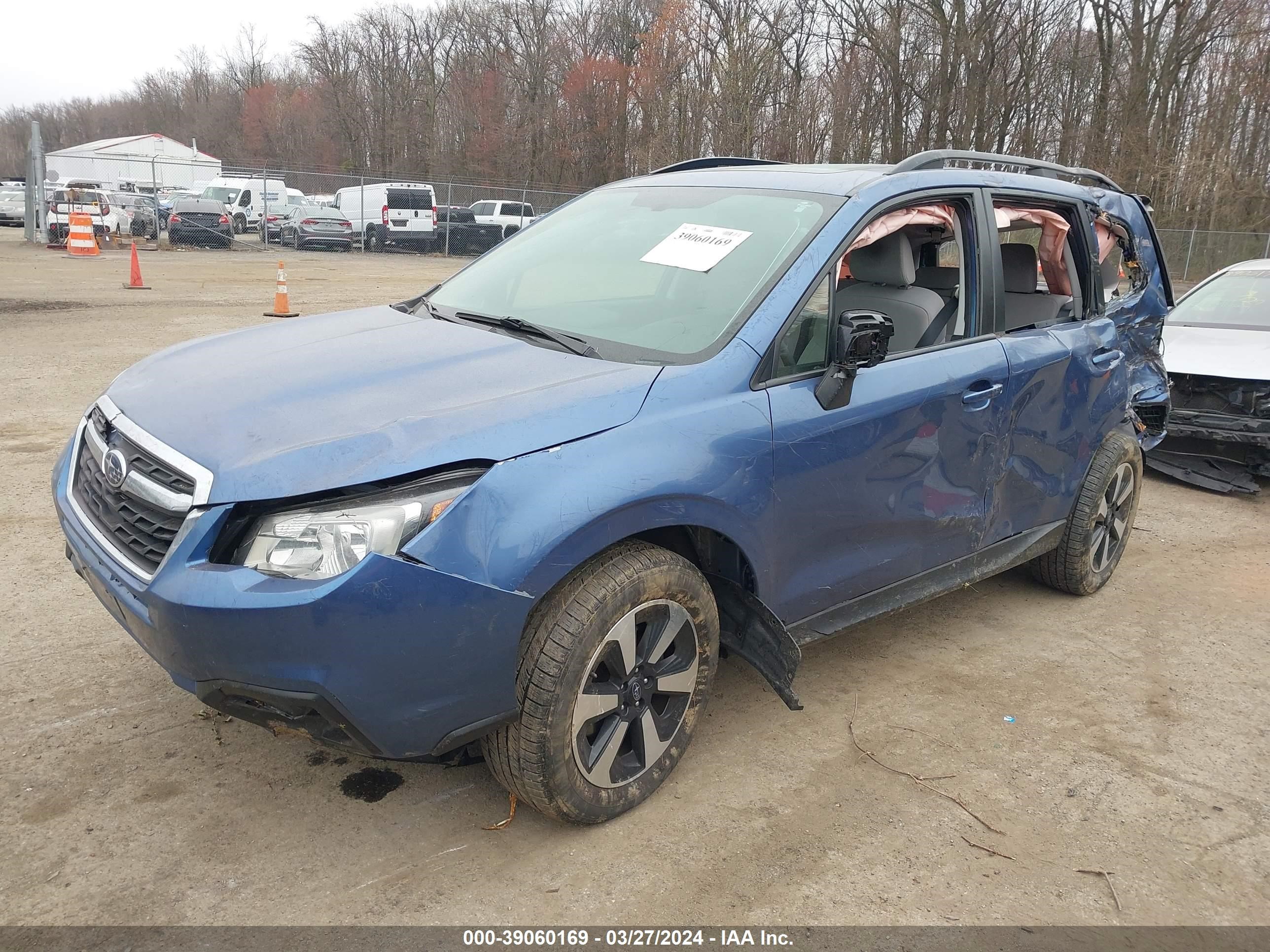 Photo 1 VIN: JF2SJAEC9HH410079 - SUBARU FORESTER 