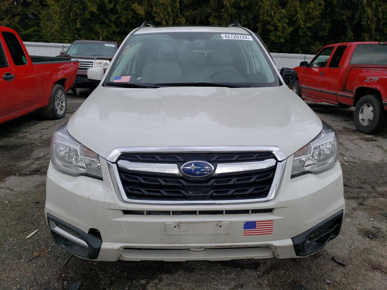 Photo 4 VIN: JF2SJAEC9HH563884 - SUBARU FORESTER 