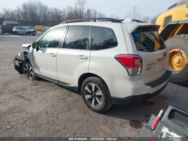 Photo 2 VIN: JF2SJAEC9JH520488 - SUBARU FORESTER 