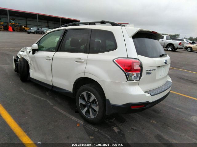 Photo 2 VIN: JF2SJAEC9JH568945 - SUBARU FORESTER 