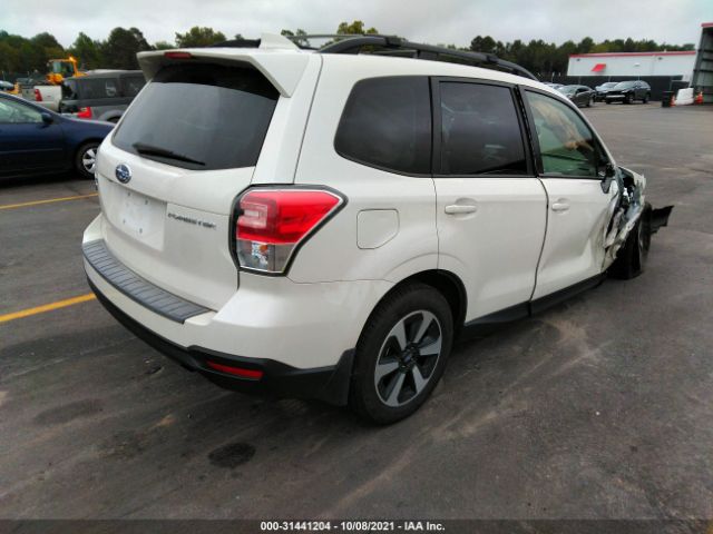 Photo 3 VIN: JF2SJAEC9JH568945 - SUBARU FORESTER 