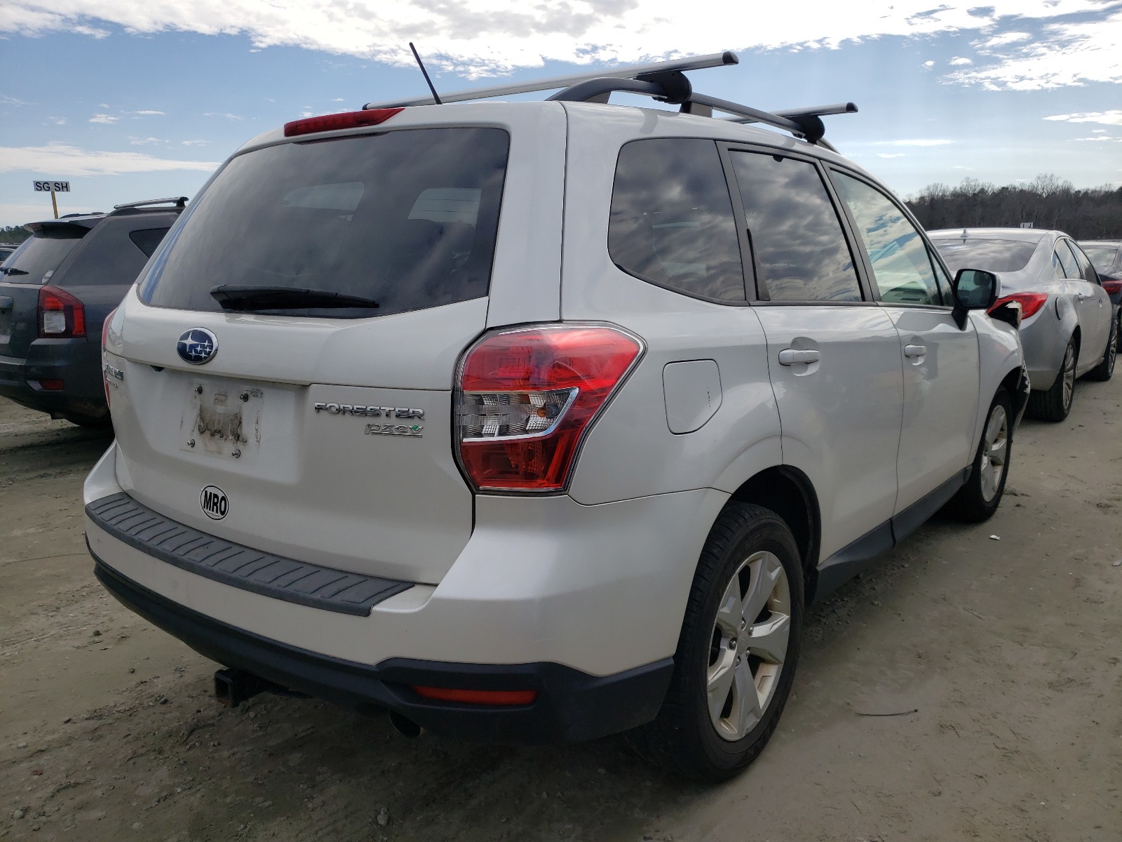 Photo 3 VIN: JF2SJAECXEH431616 - SUBARU FORESTER 2 