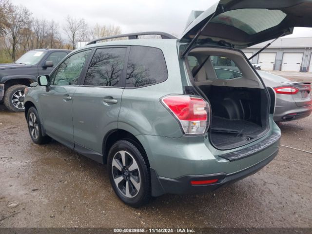 Photo 2 VIN: JF2SJAECXHH477421 - SUBARU FORESTER 