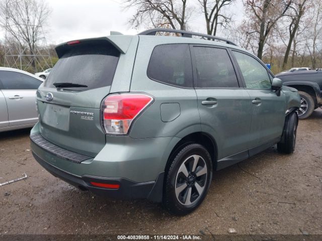 Photo 3 VIN: JF2SJAECXHH477421 - SUBARU FORESTER 