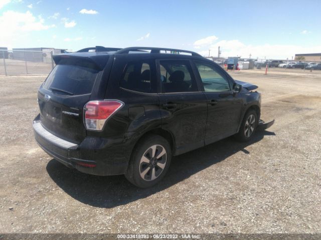 Photo 3 VIN: JF2SJAECXJH421193 - SUBARU FORESTER 