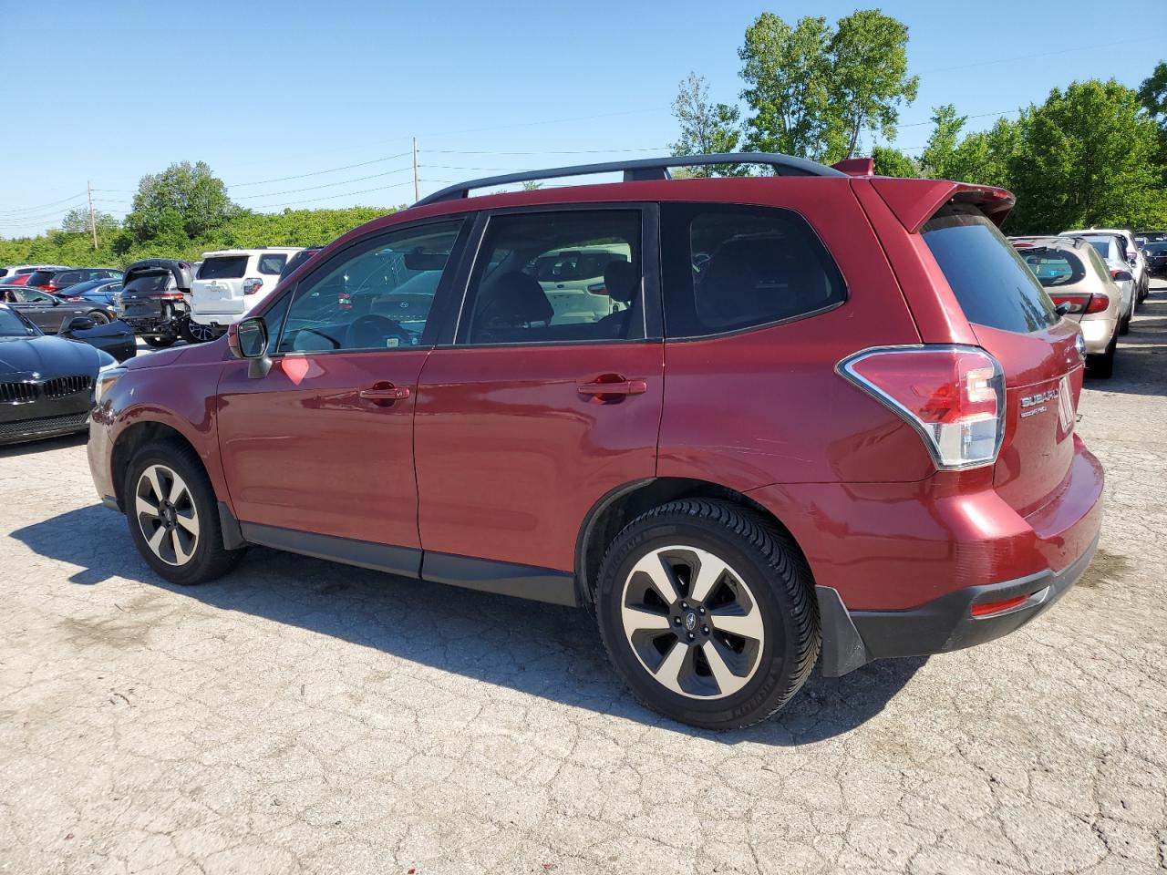 Photo 1 VIN: JF2SJAECXJH488814 - SUBARU FORESTER 