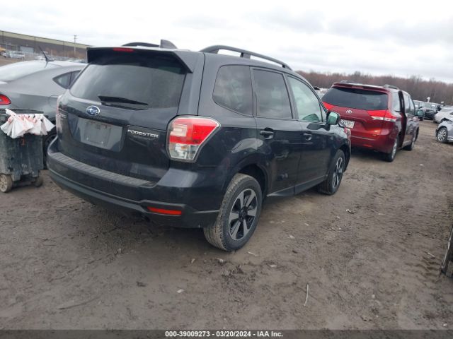 Photo 3 VIN: JF2SJAECXJH541477 - SUBARU FORESTER 