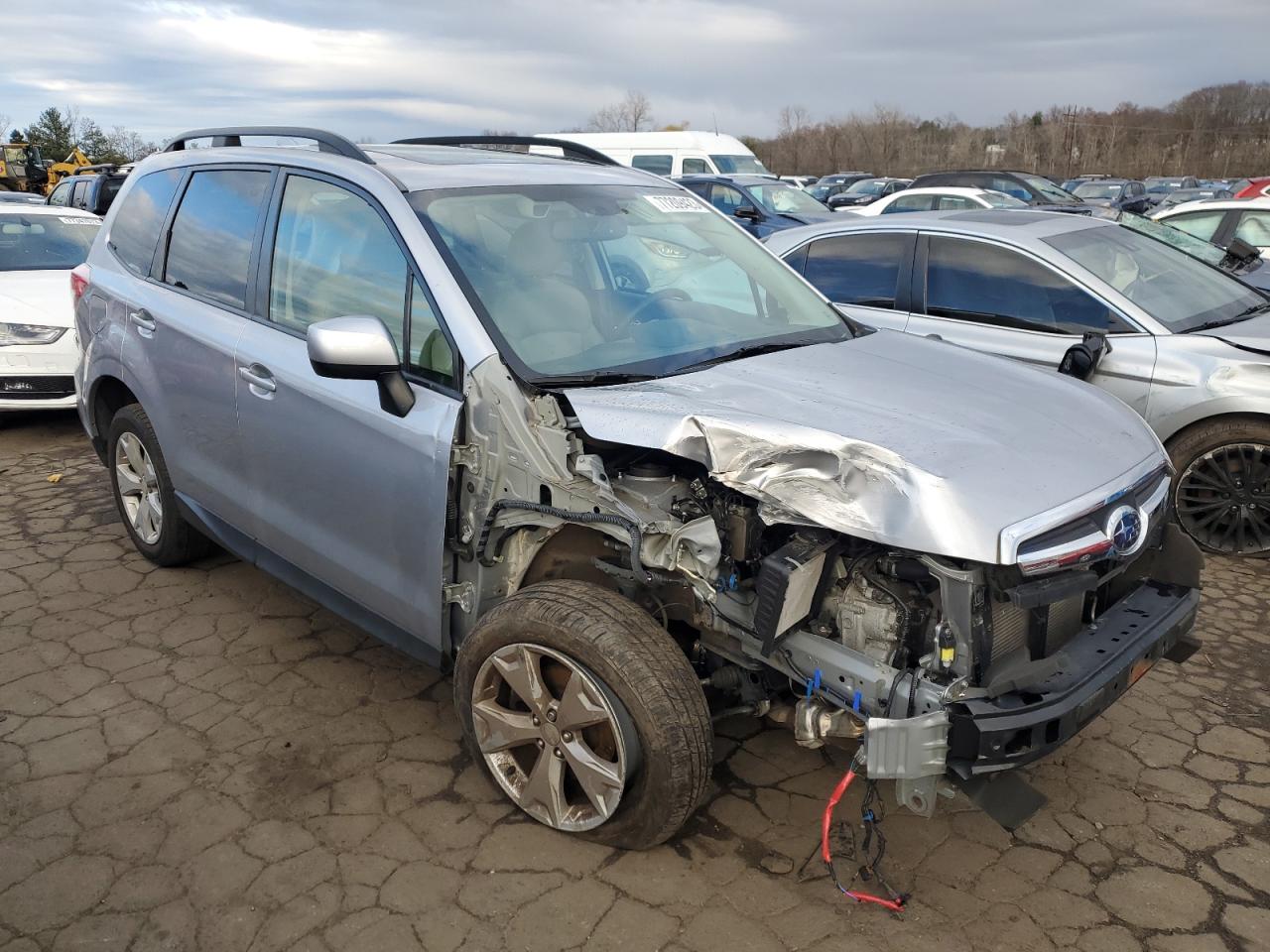 Photo 3 VIN: JF2SJAFC0GH568825 - SUBARU FORESTER 