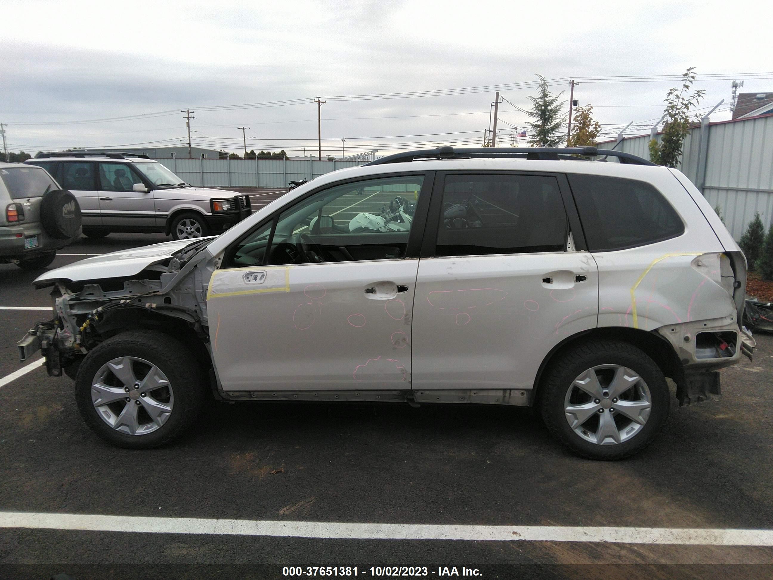 Photo 14 VIN: JF2SJAFC4FH548222 - SUBARU FORESTER 