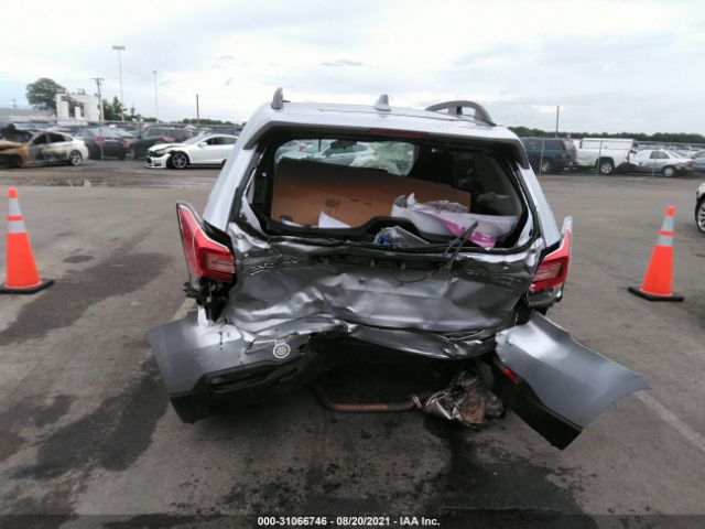 Photo 5 VIN: JF2SJAGC0HH529572 - SUBARU FORESTER 