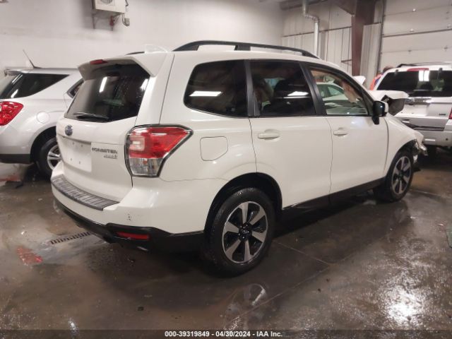 Photo 3 VIN: JF2SJAGC0HH544119 - SUBARU FORESTER 