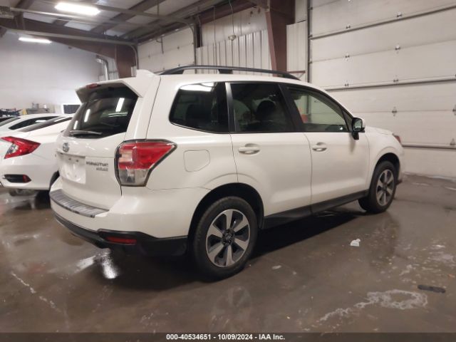 Photo 3 VIN: JF2SJAGC0HH548915 - SUBARU FORESTER 