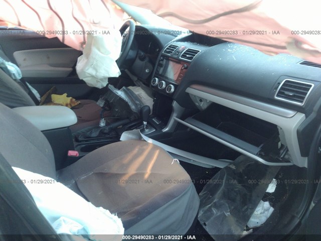 Photo 4 VIN: JF2SJAGC0HH568274 - SUBARU FORESTER 