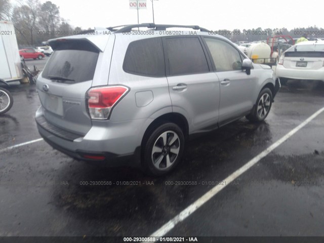 Photo 3 VIN: JF2SJAGC0JH579281 - SUBARU FORESTER 