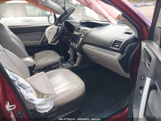 Photo 4 VIN: JF2SJAGC1HH460083 - NISSAN ROGUE 