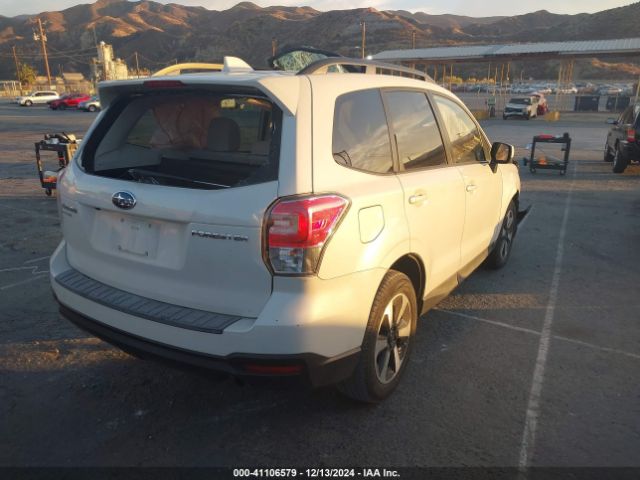 Photo 3 VIN: JF2SJAGC2JH492269 - SUBARU FORESTER 