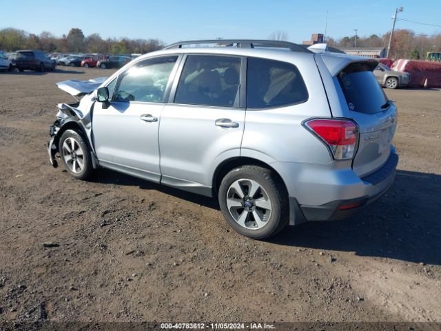 Photo 2 VIN: JF2SJAGC3HH562789 - SUBARU FORESTER 