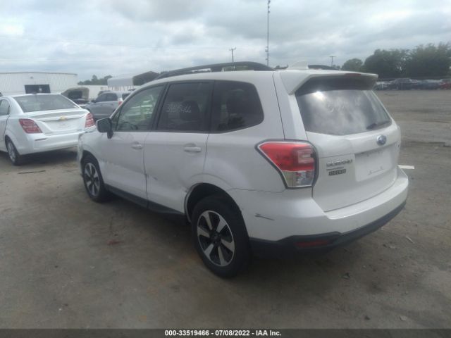 Photo 2 VIN: JF2SJAGC3HH800897 - SUBARU FORESTER 