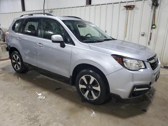 Photo 3 VIN: JF2SJAGC3JH431593 - SUBARU FORESTER 2 