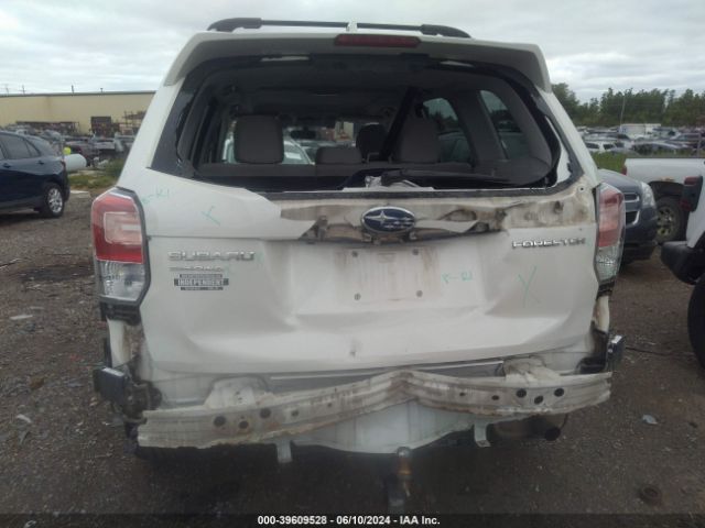 Photo 5 VIN: JF2SJAGC3JH469907 - SUBARU FORESTER 