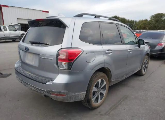 Photo 3 VIN: JF2SJAGC3JH526123 - SUBARU FORESTER 