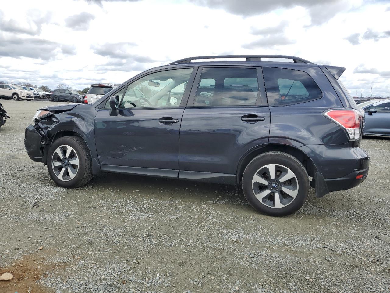 Photo 1 VIN: JF2SJAGC3JH534271 - SUBARU FORESTER 