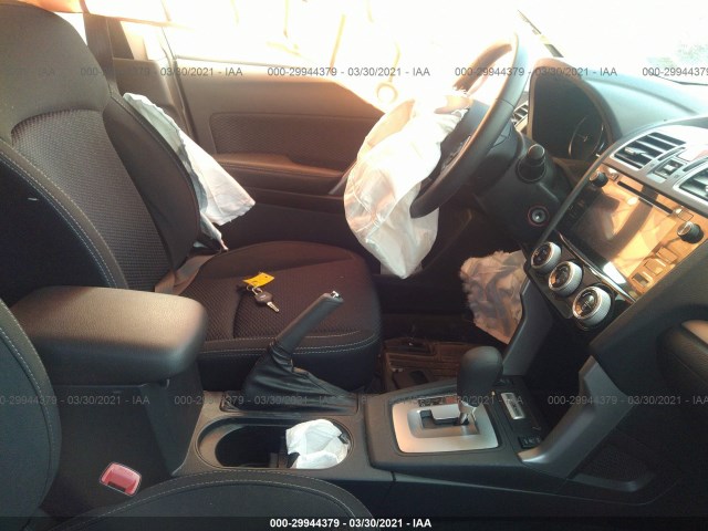 Photo 4 VIN: JF2SJAGC3JH597466 - SUBARU FORESTER 