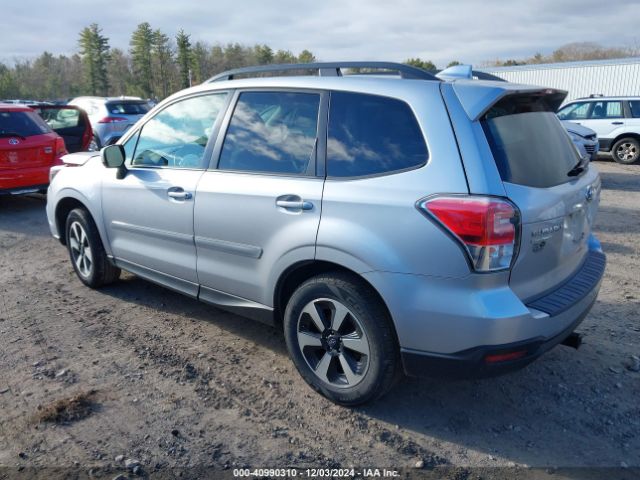 Photo 2 VIN: JF2SJAGC3JH606943 - SUBARU FORESTER 