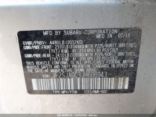 Photo 8 VIN: JF2SJAGC3JH606943 - SUBARU FORESTER 