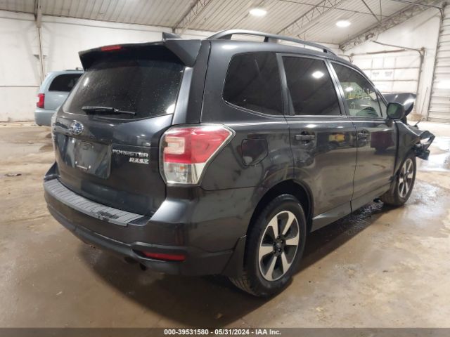 Photo 3 VIN: JF2SJAGC4HH438143 - SUBARU FORESTER 