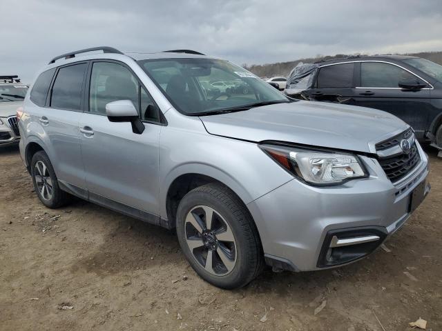 Photo 3 VIN: JF2SJAGC4HH583537 - SUBARU FORESTER 