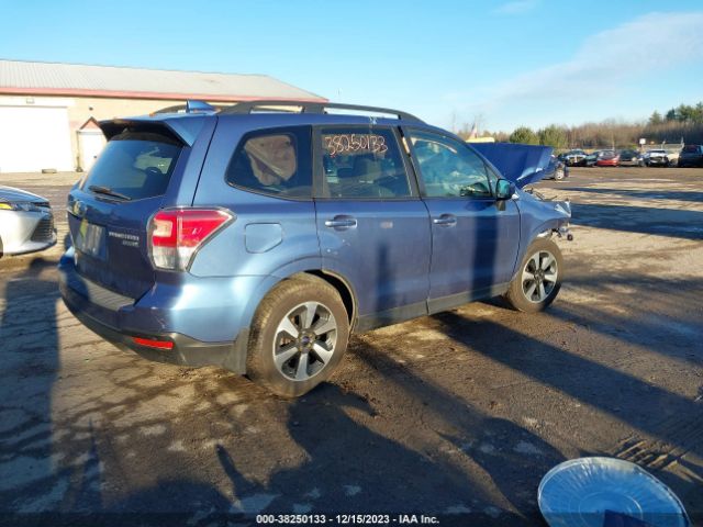 Photo 3 VIN: JF2SJAGC4HH812394 - SUBARU FORESTER 